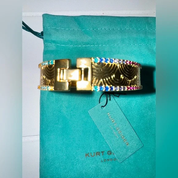 Kurt Geiger London Gold Tone Signature Southbank Pave Bangle Bracelet 7” inner - Picture 5 of 7